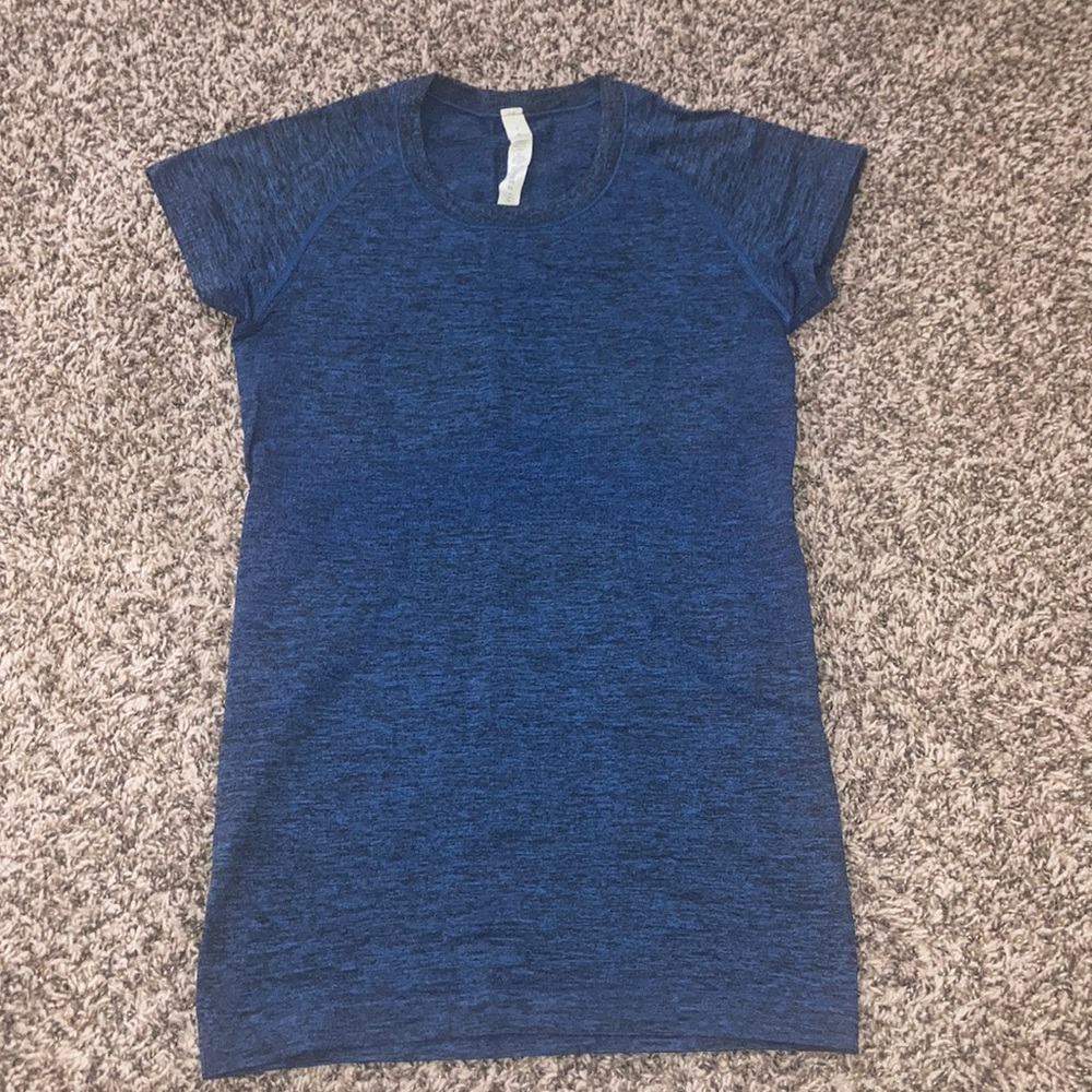 Lululemon swiftly tech short sleeve top